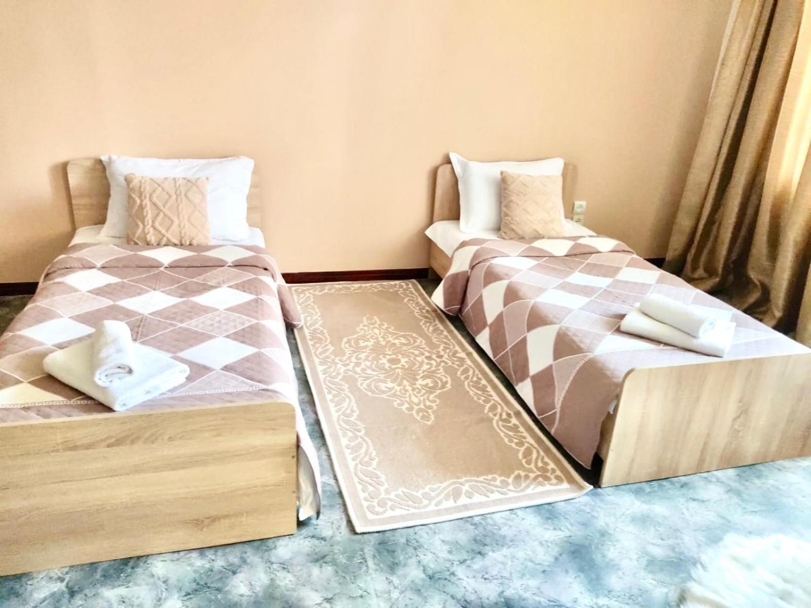 Like Home Apartments&Rooms Ałma Ata Zewnętrze zdjęcie